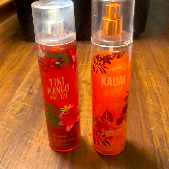 2 bath and body works mists